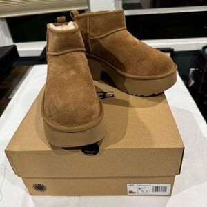 UGG Women's Chesnut Classic Ultra Mini New Heights Suede Ankle Boots